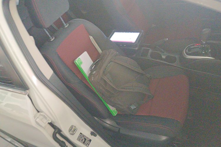 日产 逍客 2016款 2.0L CVT精英版局部细节41