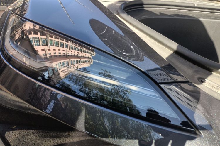 特斯拉 Model 3 2023款 后轮驱动版车身外观6006