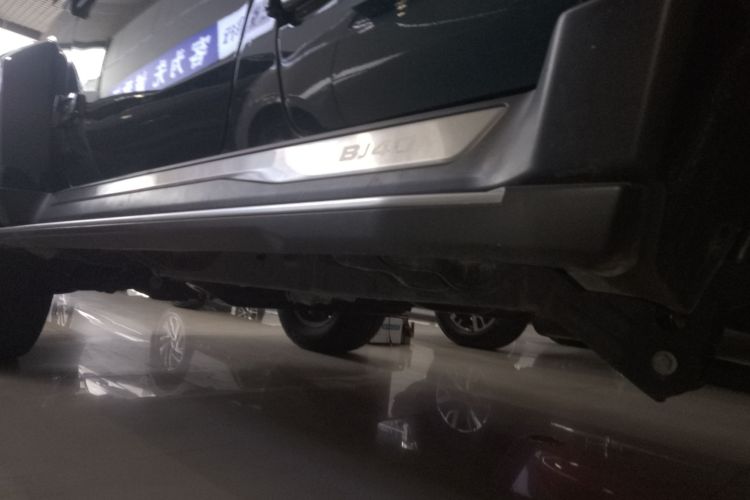 北京BJ40 2023款 2.0T 自动四驱城市猎人版侠客型局部细节9002