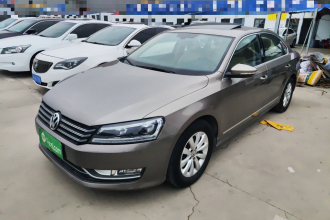 大众 帕萨特 2015款 1.8TSI DSG尊荣版