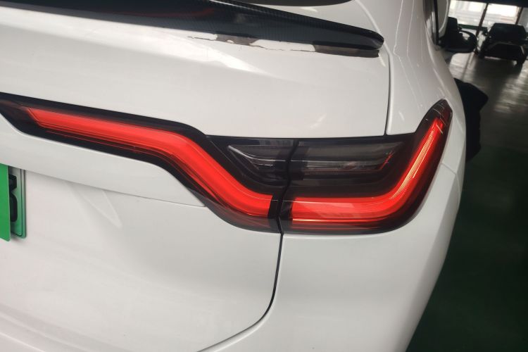 蔚来EC6 2020款 605KM 运动版车身外观9