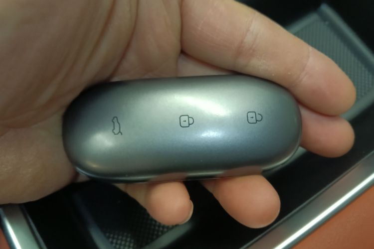 理想汽车 理想L9 2022款 Max中控内饰11