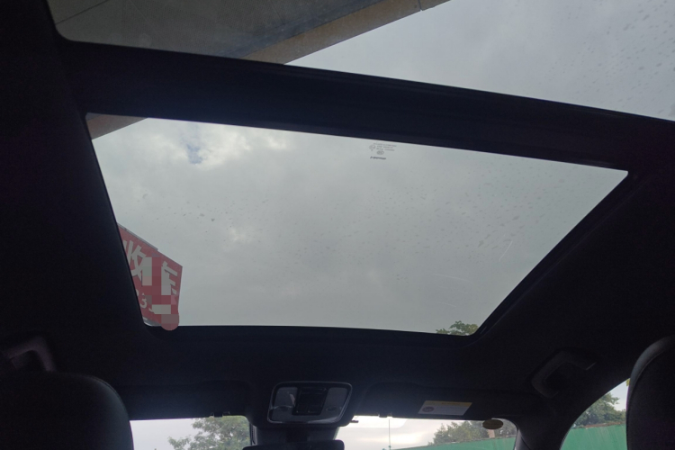 理想汽车 理想ONE 2021款 增程6座版中控内饰22