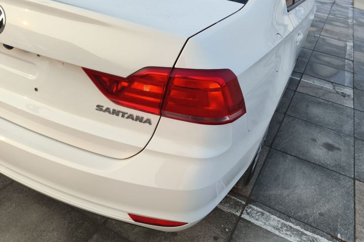 大众 桑塔纳 2021款 1.5L 自动风尚版车身外观9