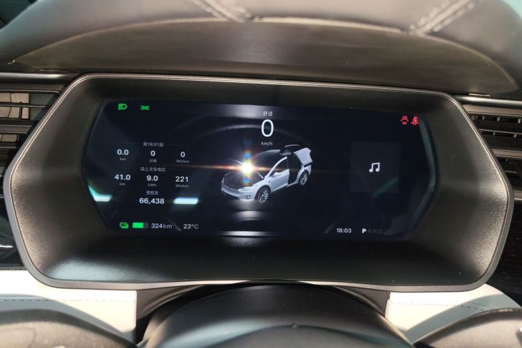 特斯拉 Model X 2019款 长续航版中控内饰14