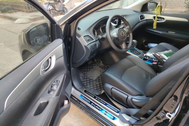 日产 轩逸 2019款 经典 1.6XE CVT舒适版中控内饰20