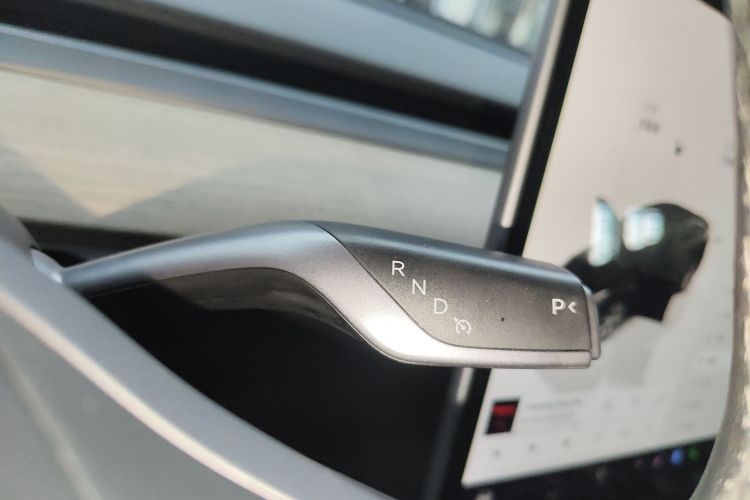 特斯拉 Model Y 2022款 改款 后轮驱动版局部细节18