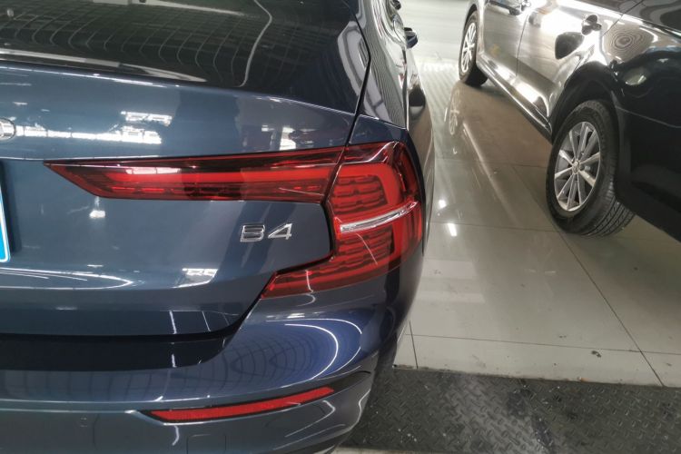 沃尔沃S60 2024款 B4 智逸豪华版车身外观6006