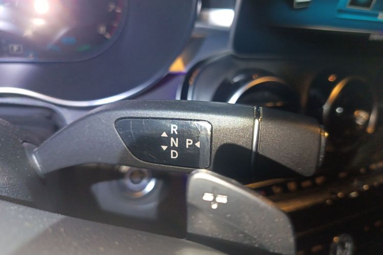 奔驰C级 2021款 C 260 L 运动星耀臻藏版局部细节18