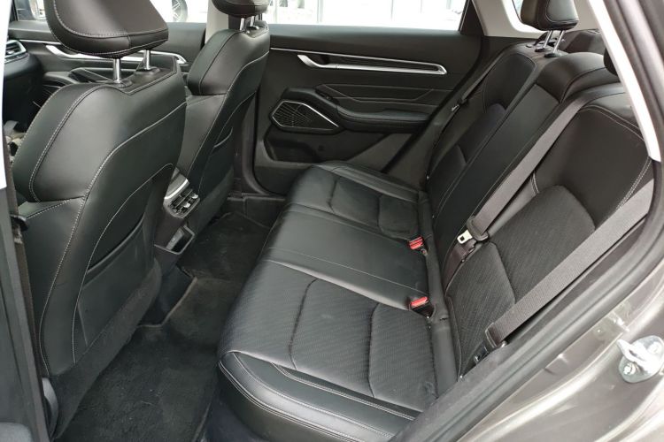 吉利汽车 帝豪 2022款 第4代 1.5L CVT尊贵型中控内饰7004