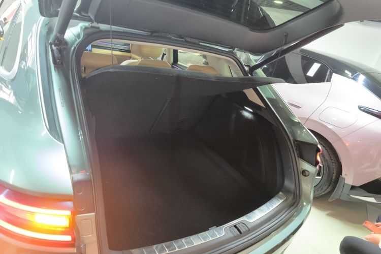 鸿蒙智行 问界M5 2022款 增程四驱旗舰版局部细节23