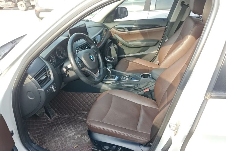 宝马X1 2015款 sDrive18i 时尚晋级版局部细节19