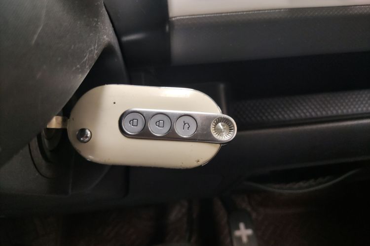 五菱汽车 宏光MINIEV 2022款 GAMEBOY 200km 玩乐款 磷酸铁锂中控内饰11