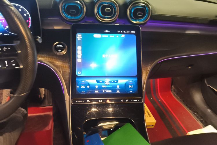 奔驰C级 2022款 C 260 L 运动版中控内饰16