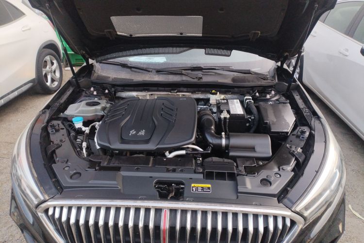 红旗H5 2022款 经典款 改款 1.5T DCT旗韵版机舱底盘24