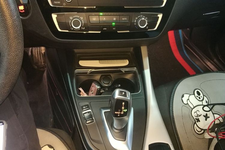 宝马1系(进口) 2018款 118i 领先型局部细节18