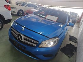 奔驰A级(进口) 2015款 A 200 时尚型