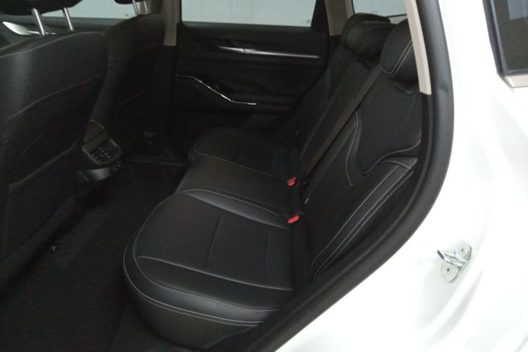 哈弗H6 2022款 第三代 1.5T 自动两驱Max中控内饰21