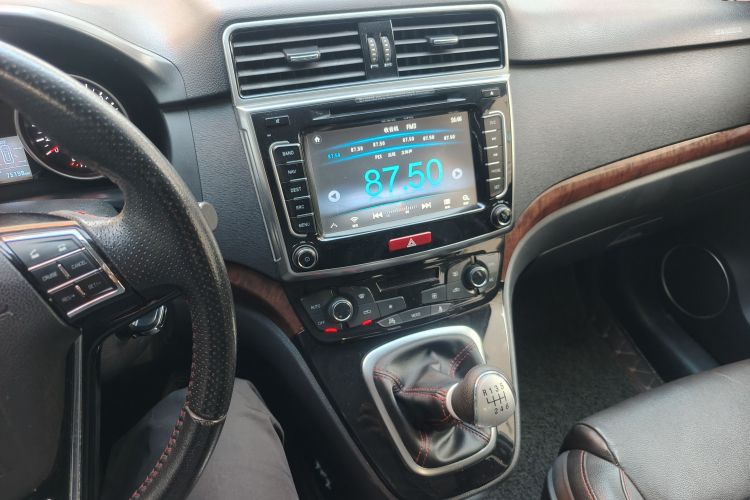 哈弗H6 2014款 运动版 1.5T 手动两驱精英型中控内饰16