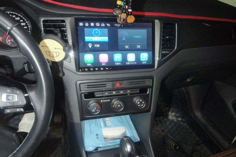 大众 高尔夫·嘉旅 2016款 230TSI 自动进取型中控内饰16