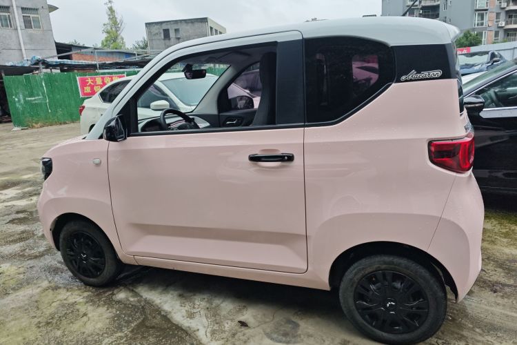 五菱汽车 宏光MINIEV 2022款 马卡龙臻享款 三元锂车身外观4