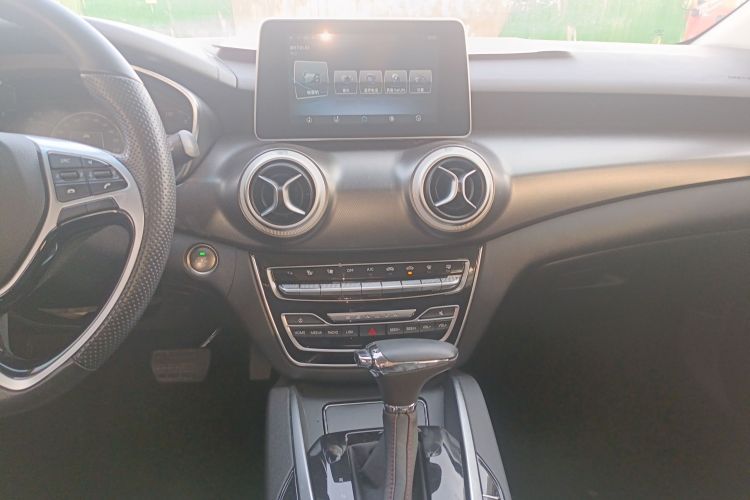 北京汽车 绅宝D50 2019款 1.5T CVT尊贵版 国VI中控内饰16