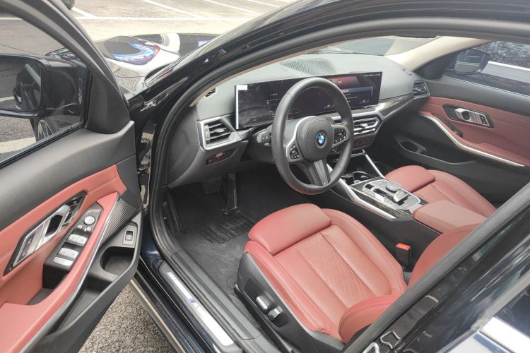 宝马3系 2023款 325Li M运动套装中控内饰20