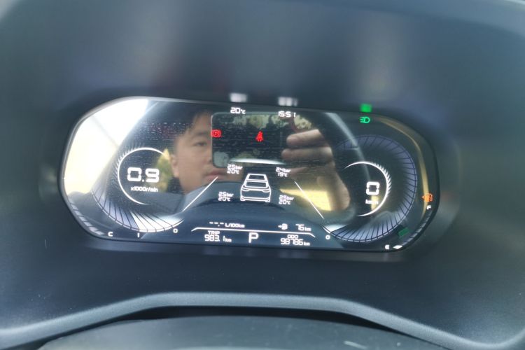 吉利汽车 帝豪 2022款 第4代 1.5L CVT旗舰型局部细节14