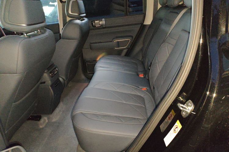 方程豹 豹5 2025款 天神智驾Ultra版中控内饰7004