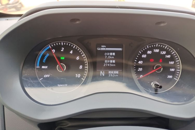 五菱汽车 五菱扬光 2025款 400km 客车版舒适型中控内饰15