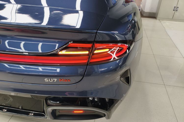 小米汽车 小米SU7 2024款 四驱Max创始版车身外观9