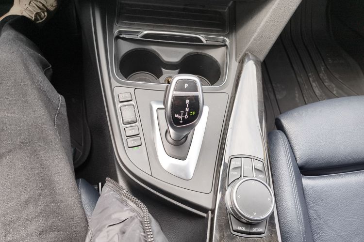 宝马4系 2020款 430i Gran Coupe M运动曜夜版局部细节18