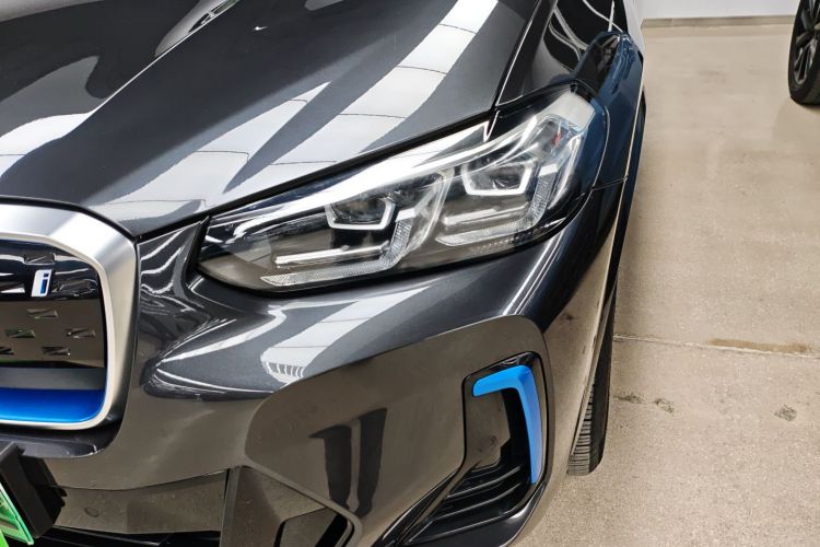 宝马iX3 2022款 领先型局部细节36