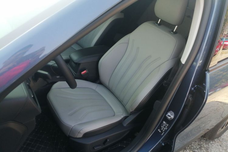 福特 锐际 2024款 EcoBoost 245 两驱悠享款局部细节19