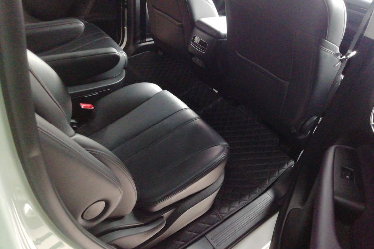 广汽传祺 传祺M6 2024款 MAX 270T WDCT 尊荣版中控内饰21