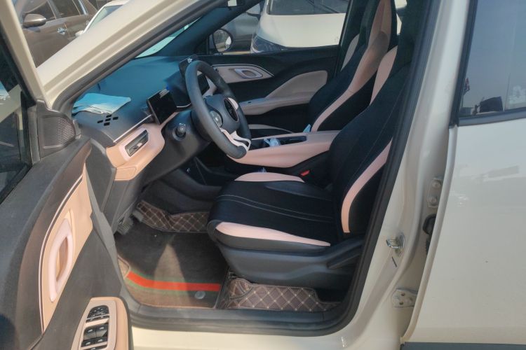 比亚迪 海鸥 2025款 305km 活力版中控内饰19