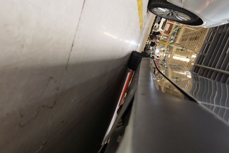 小鹏P7 2023款 P7i 702 Pro局部细节9001