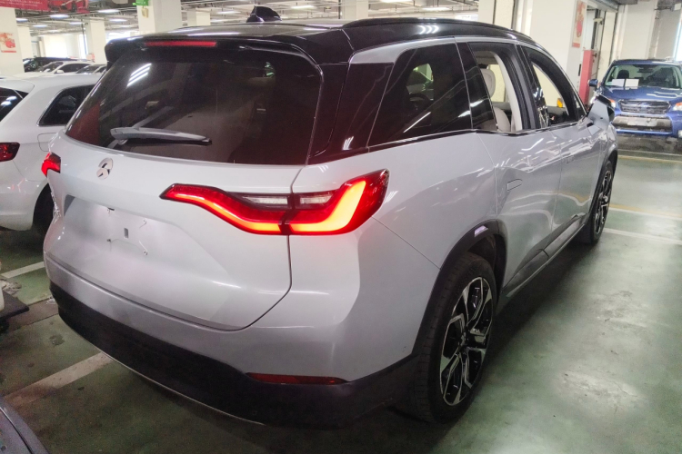 蔚来ES8 2018款 创始版车身外观7