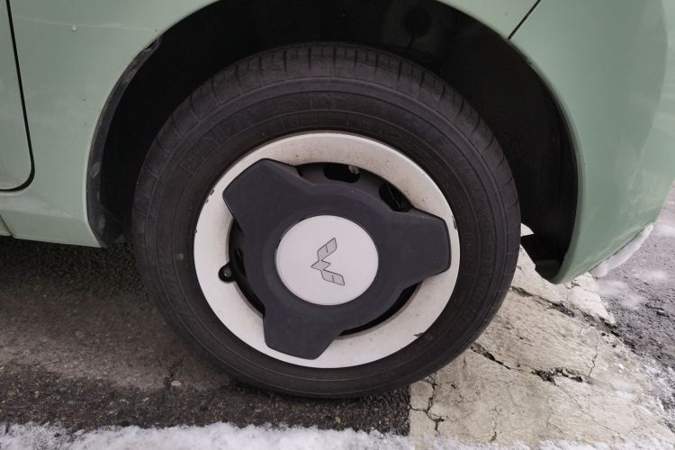 五菱汽车 宏光MINIEV 2021款 马卡龙臻享款 磷酸铁锂车身外观6007