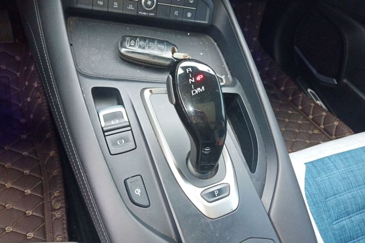 哈弗F7 2020款 1.5T 两驱i潮中控内饰18