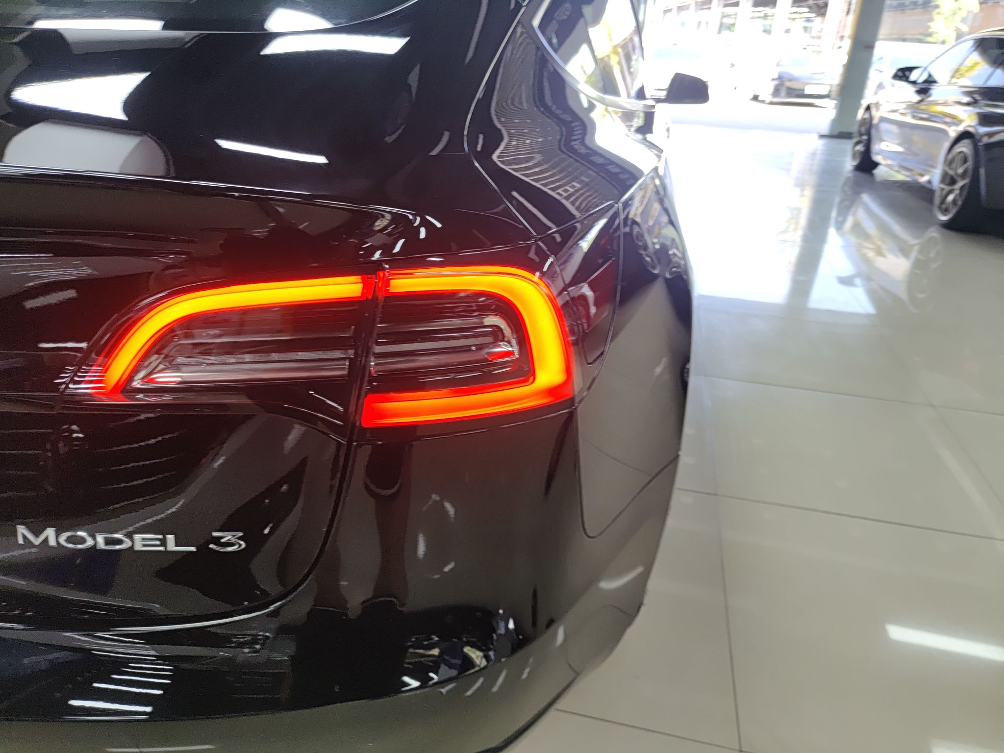 特斯拉 Model 3 2021款 标准续航后驱升级版