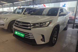 丰田 汉兰达 2021款 2.0T 四驱精英版 7座