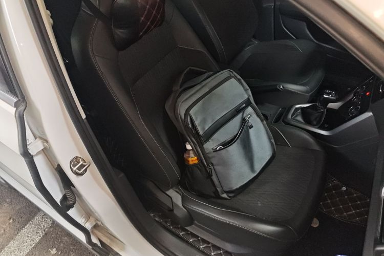 大众 途铠 2019款 280TSI DSG舒适版局部细节41