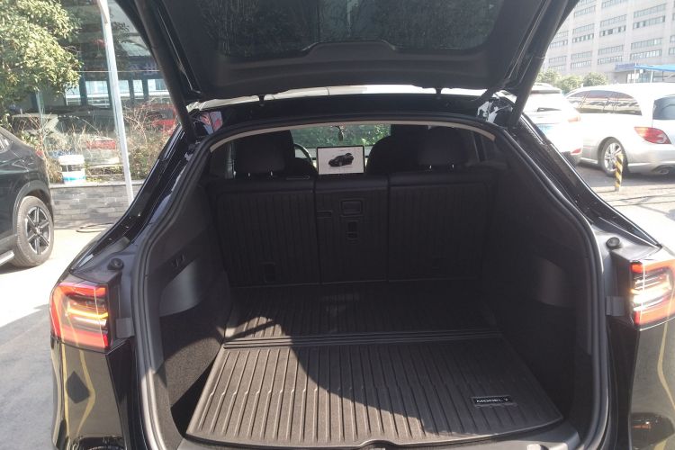 特斯拉 Model Y 2022款 改款 后轮驱动版局部细节23