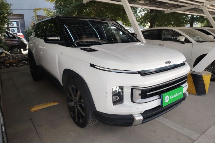 吉利汽车 吉利icon 2023款 1.5TD 巧克力醇巧版车身外观3