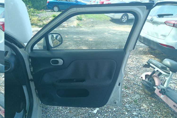 名爵3 2014款 1.3L 手动舒适版中控内饰7005