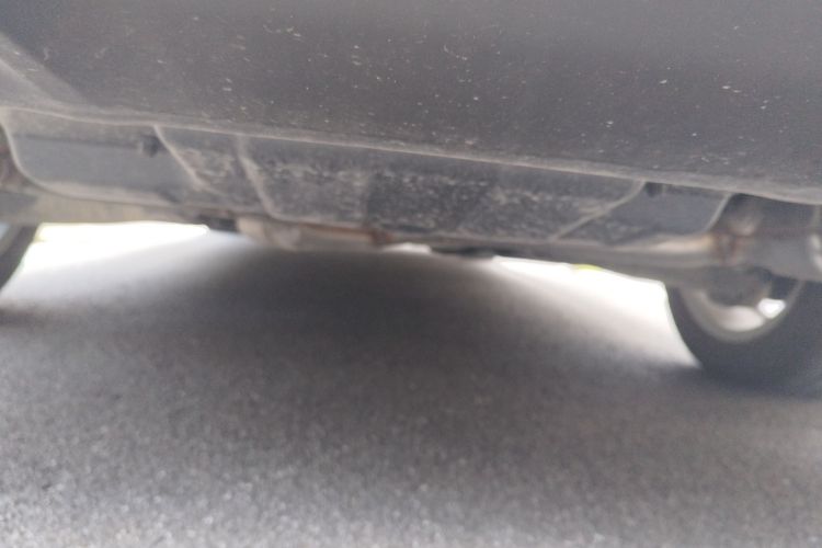 奔驰C级 2019款 改款 C 260 L 运动版局部细节9009