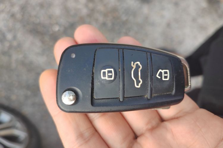 奇瑞 瑞虎3X 2017款 1.5L 自动时尚版中控内饰11