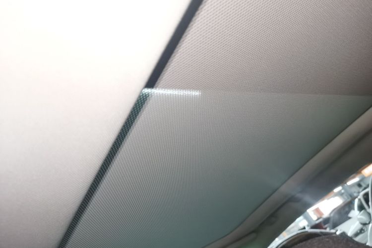 Jeep 自由侠 2017款  180T 自动劲能版局部细节22