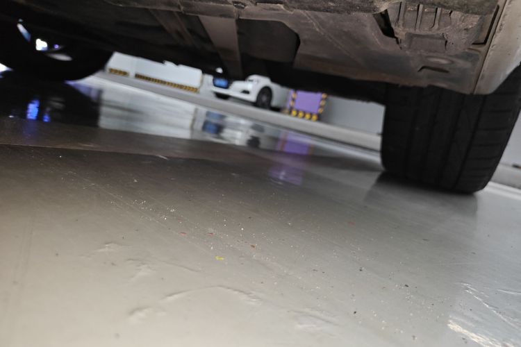 宝马2系(进口) 2018款 220i 敞篷轿跑车 运动设计套装局部细节9003